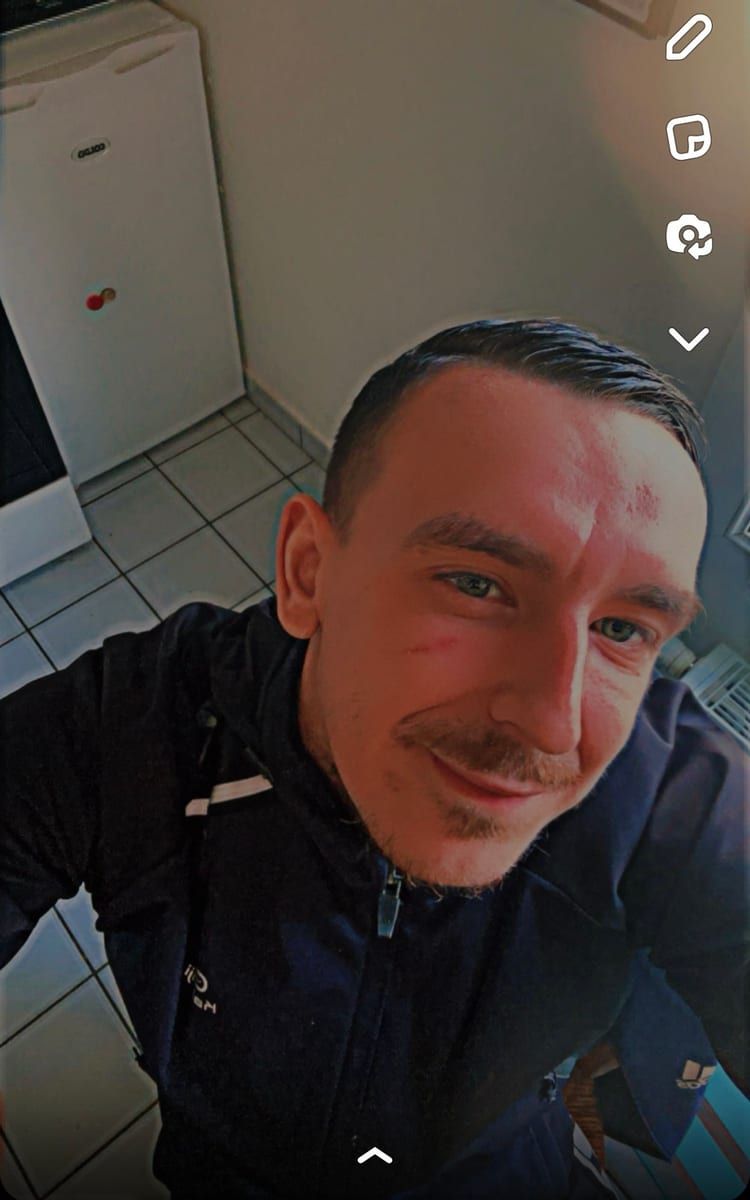 Profil von Cayetano